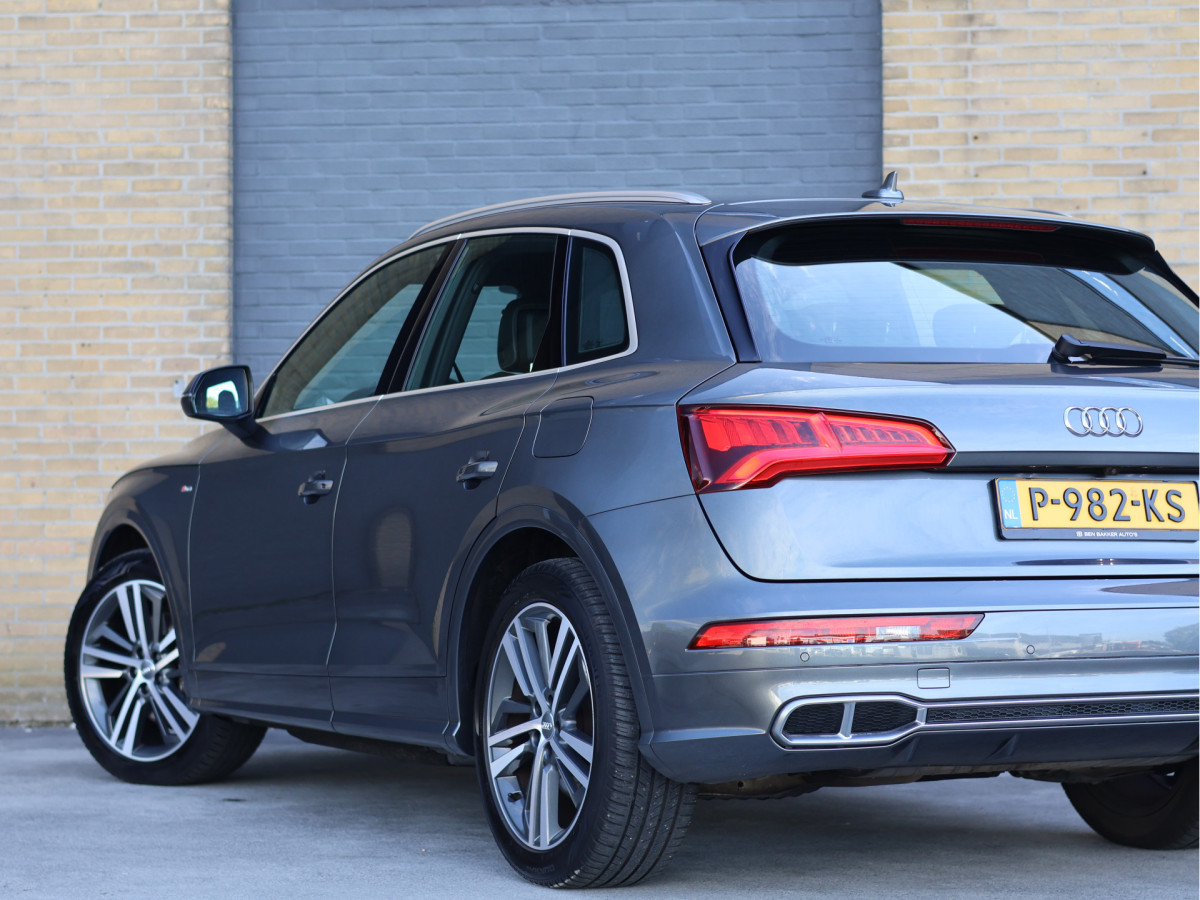 Audi Q5 55 TFSI e quattro Competition S-line