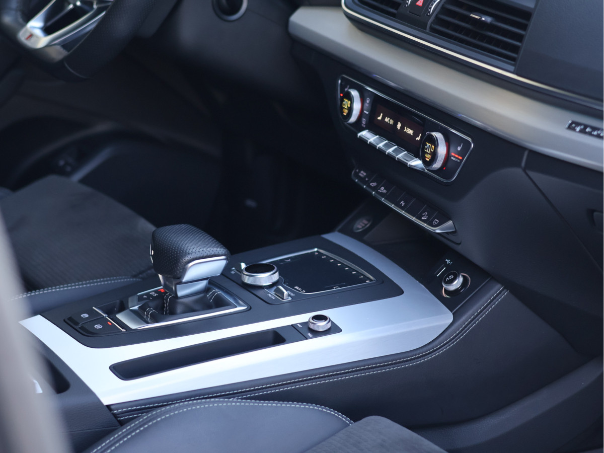 Audi Q5 55 TFSI e quattro Competition S-line