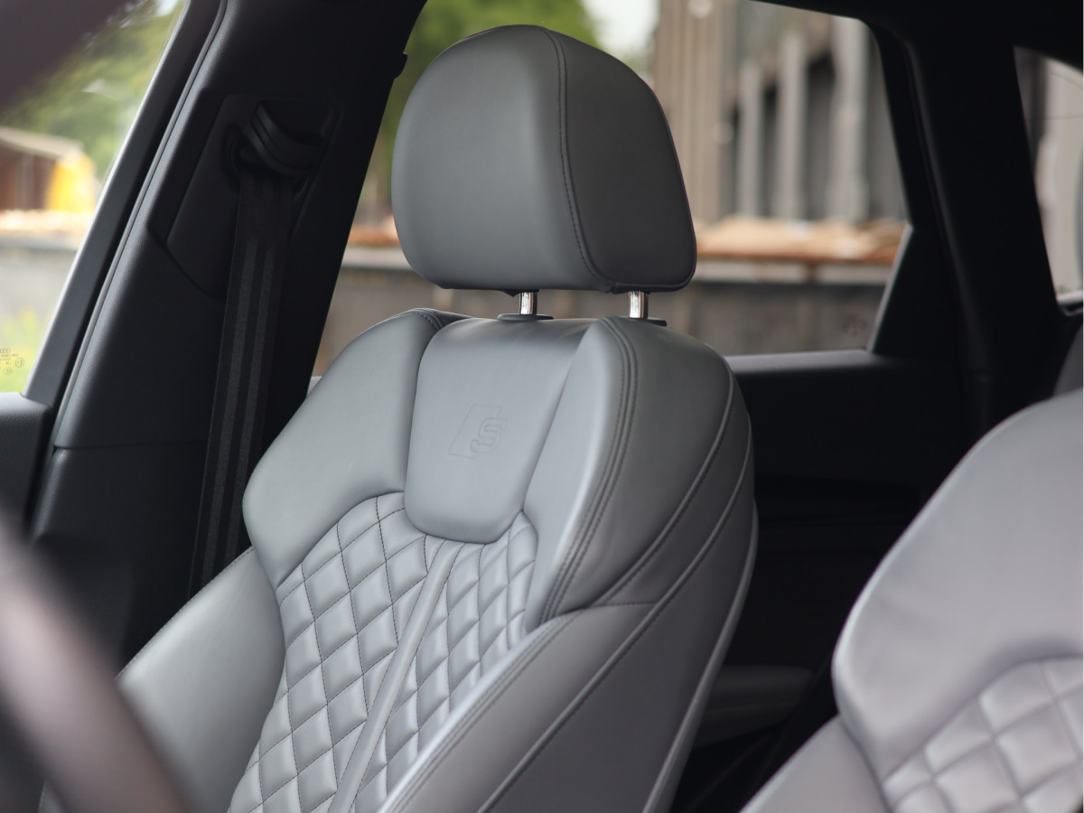 Audi Q5 55 TFSI e quattro Competition S-Line