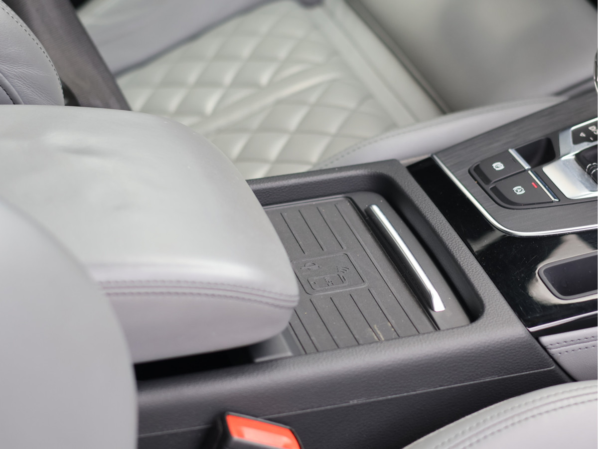 Audi Q5 55 TFSI e quattro Competition S-Line
