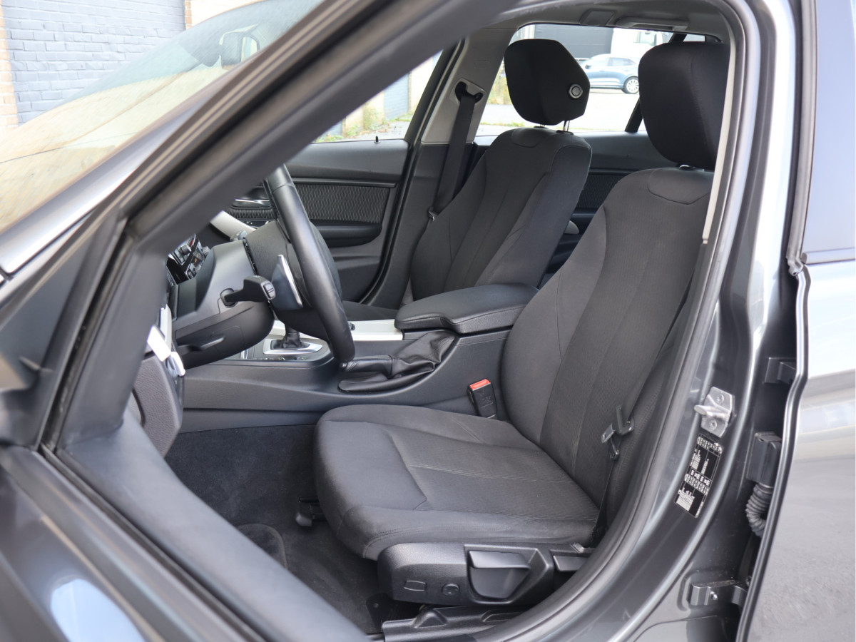 BMW 3 Serie Touring 320d High Executive Automaat