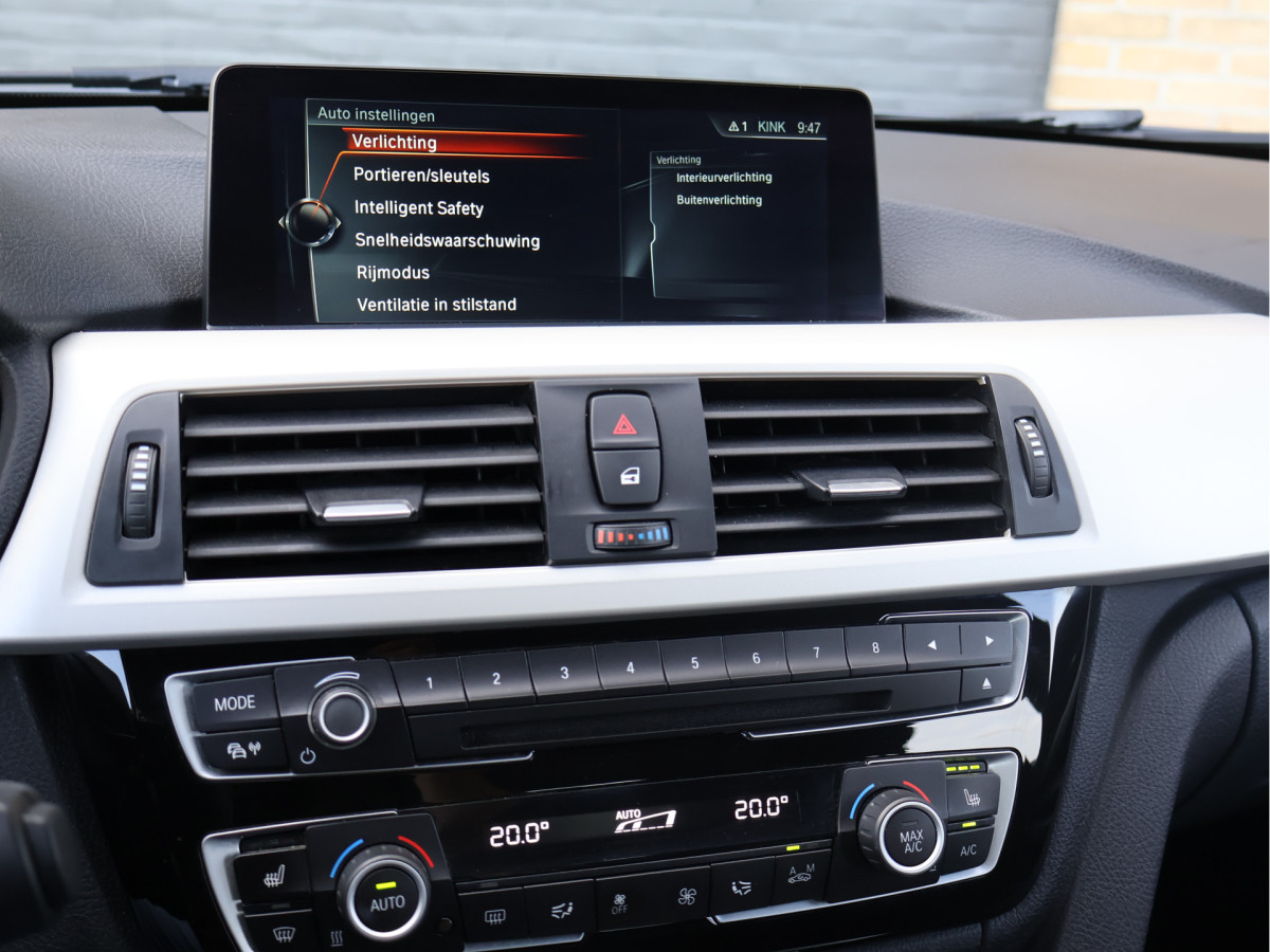 BMW 3 Serie Touring 320d High Executive Automaat