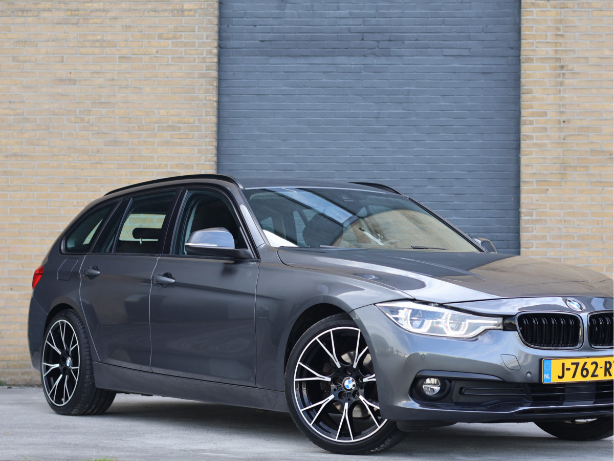 BMW 3 Serie Touring 320d High Executive Automaat