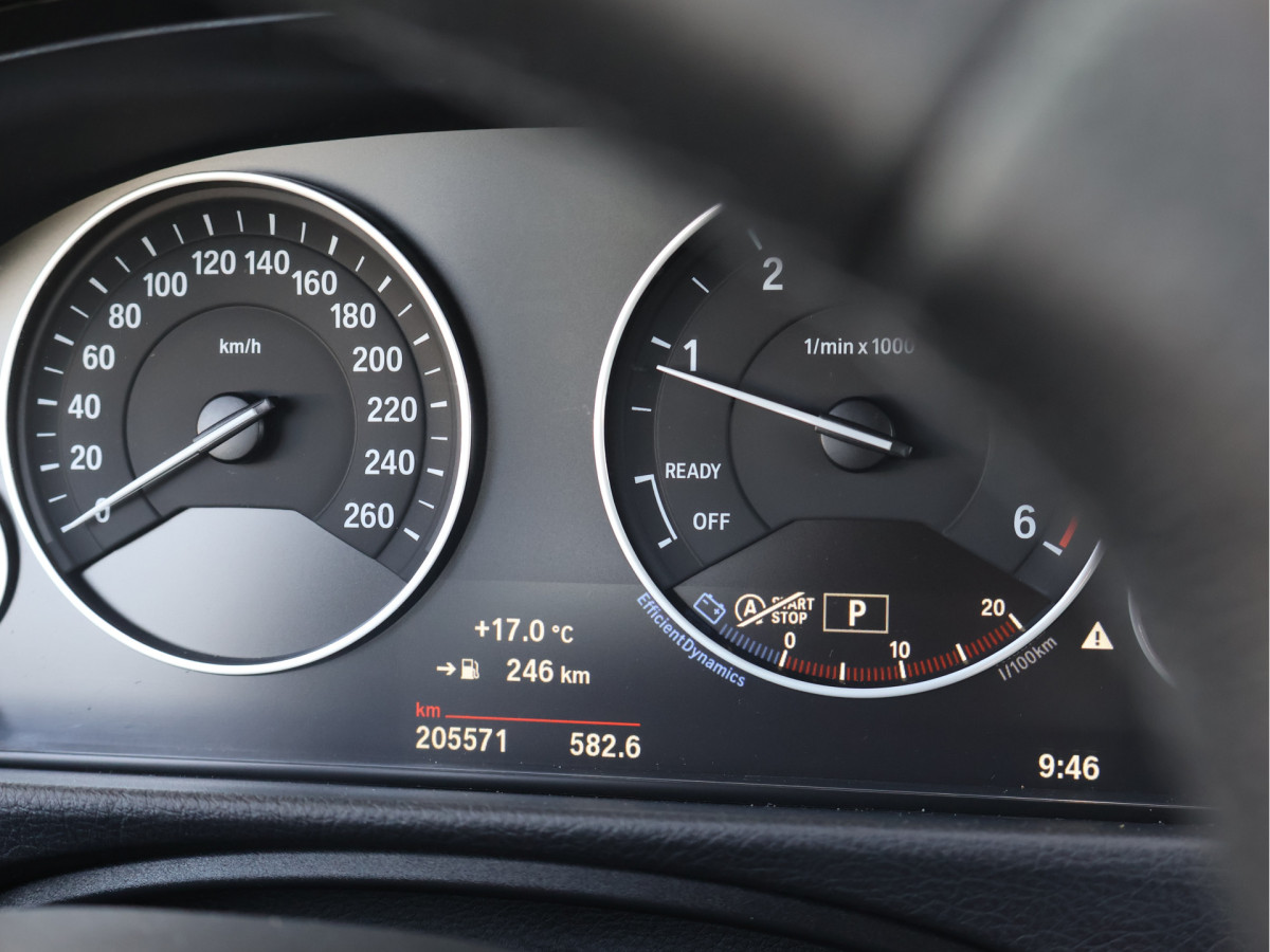 BMW 3 Serie Touring 320d High Executive Automaat