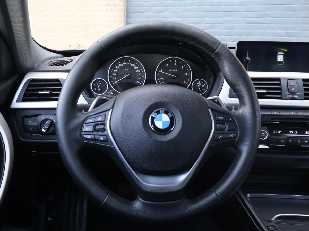 BMW 3 Serie Touring 320d High Executive Automaat