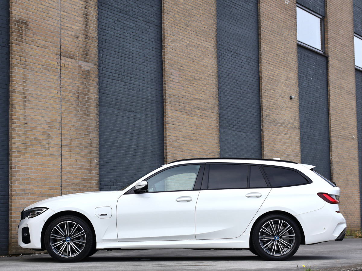 BMW 3 Serie Touring 320e M Sport PHEV