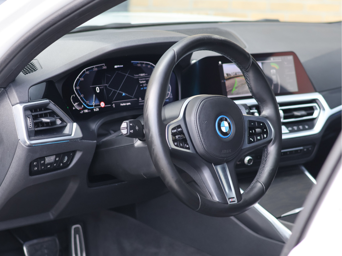 BMW 3 Serie Touring 320e M Sport PHEV