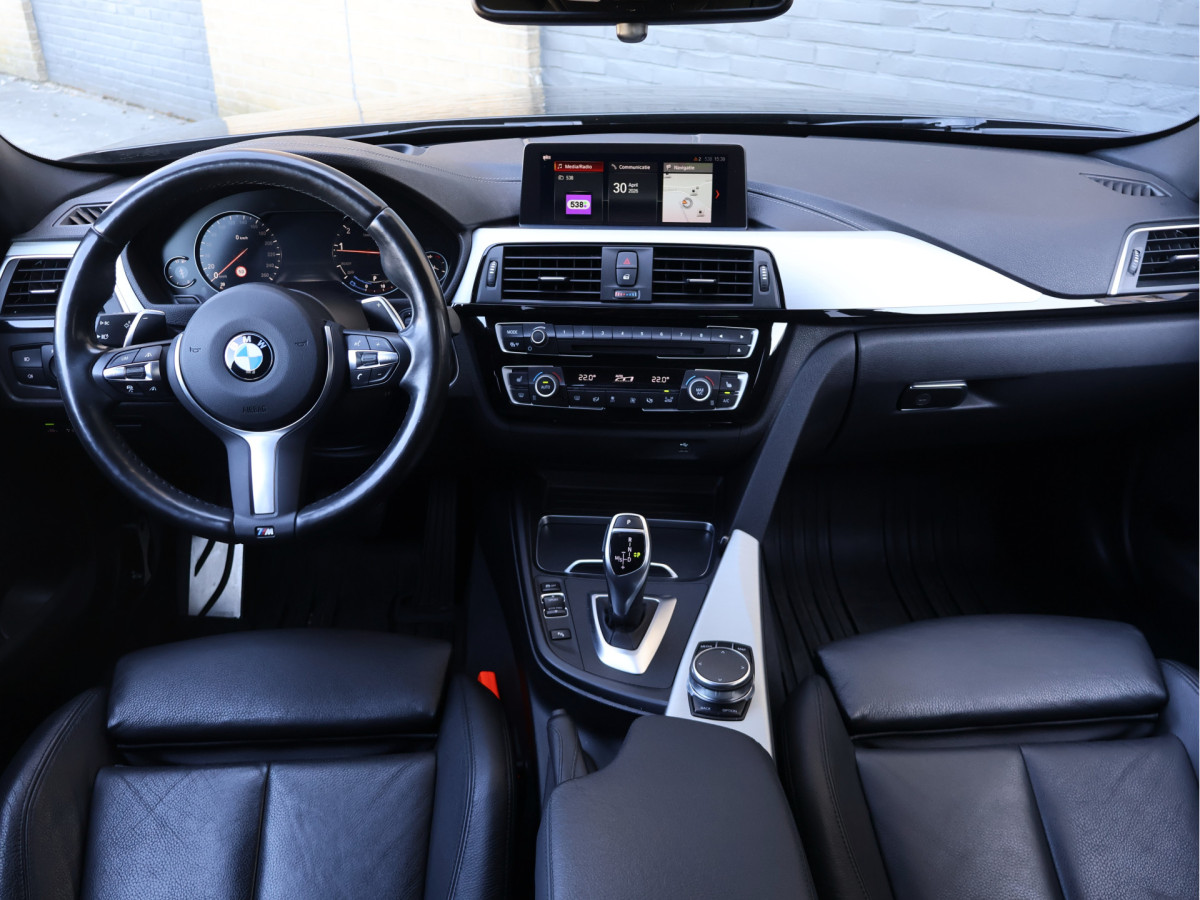 BMW 3 Serie Touring 320i Edition Sport Line Shadow Executive