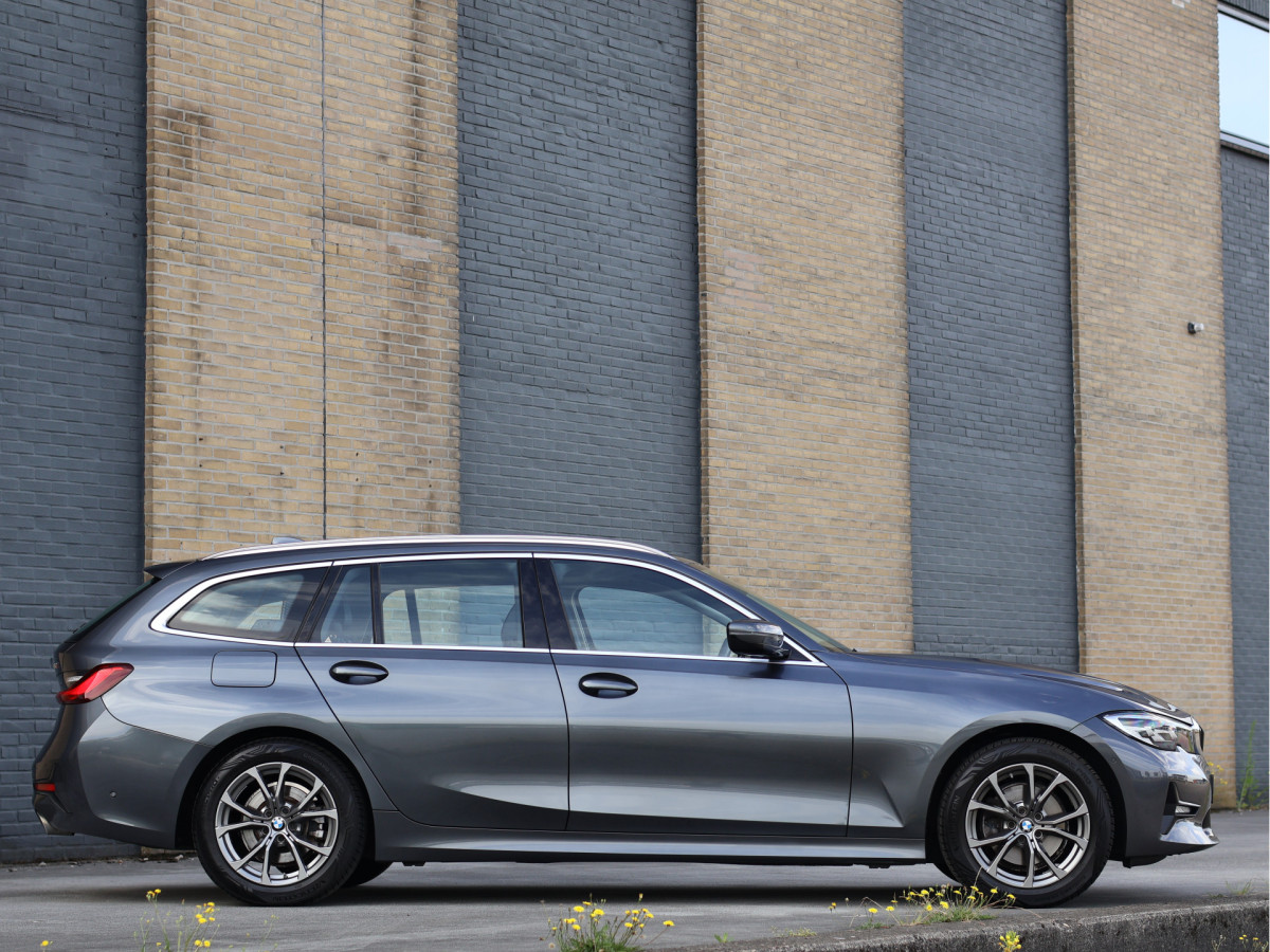 BMW 3 Serie Touring 320i Sportline