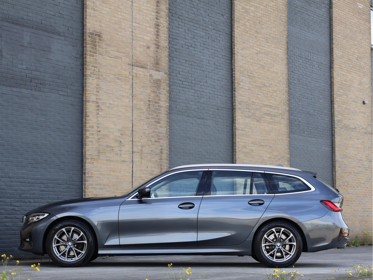 BMW 3 Serie Touring 320i Sportline