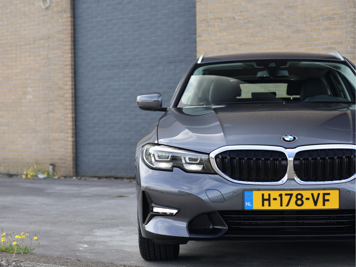 BMW 3 Serie Touring 320i Sportline