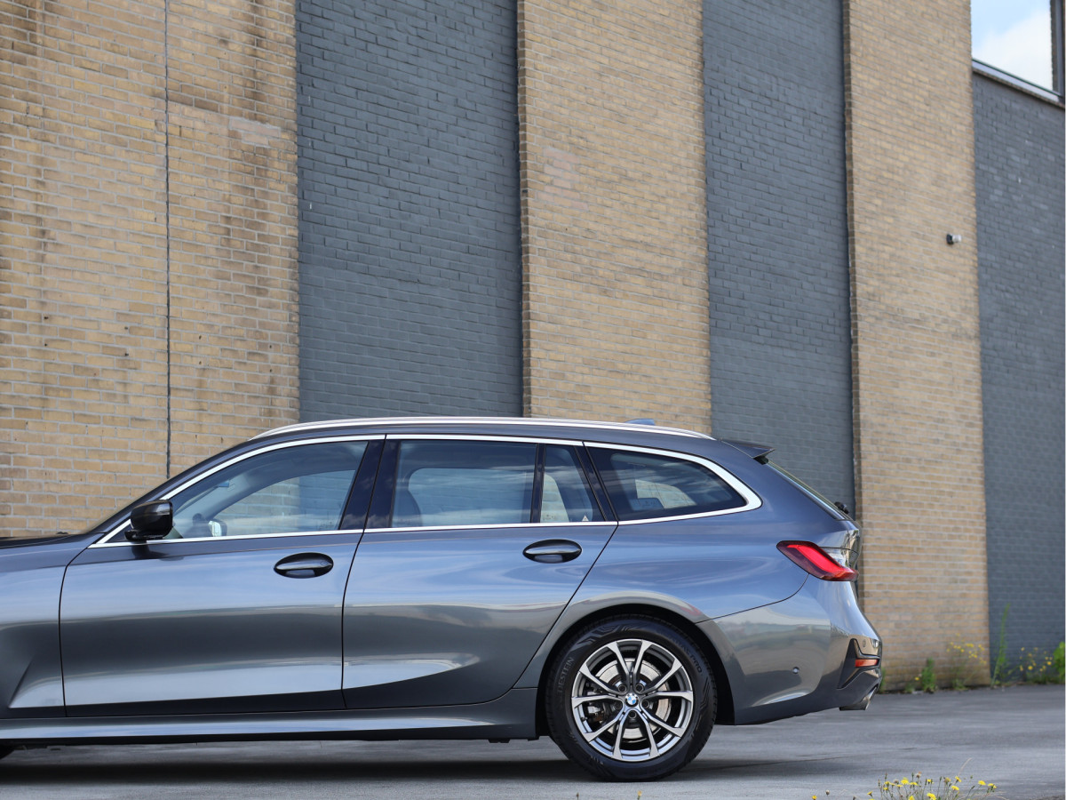 BMW 3 Serie Touring 320i Sportline