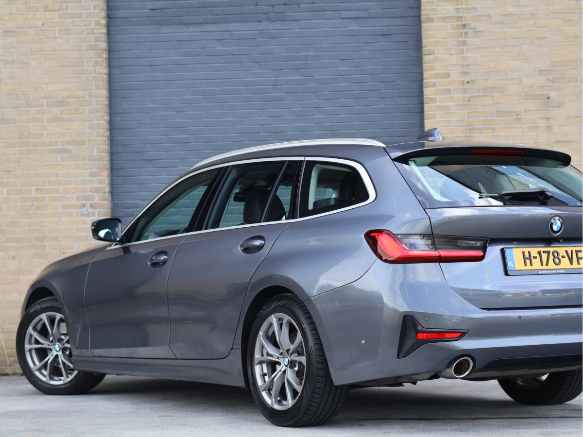 BMW 3 Serie Touring 320i Sportline