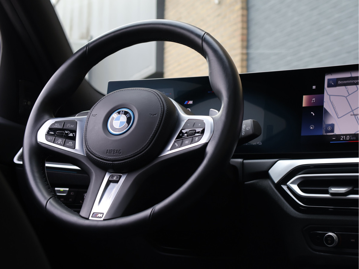 BMW 3 Serie Touring 330e xDrive M Sport