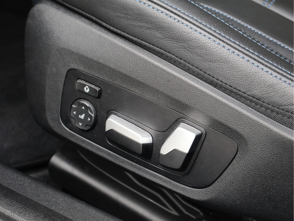 BMW 3 Serie Touring 330e xDrive