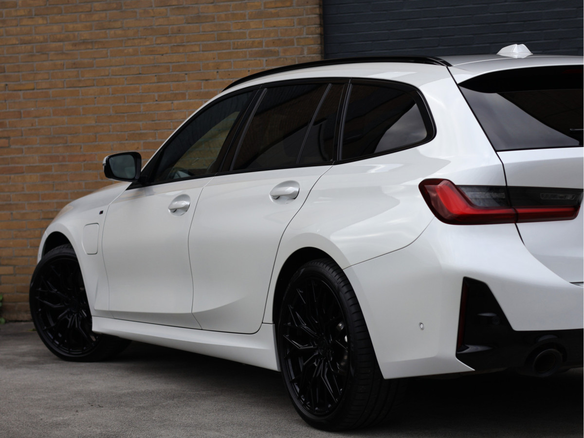 BMW 3 Serie Touring 330e xDrive