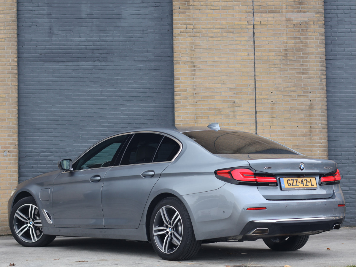 BMW 5 Serie 530e xDrive Luxury Line