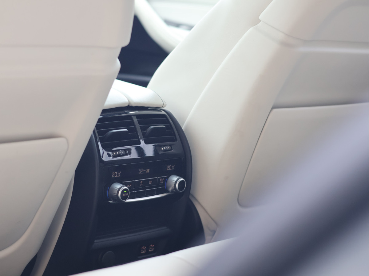 BMW 5 Serie 530e xDrive Luxury Line