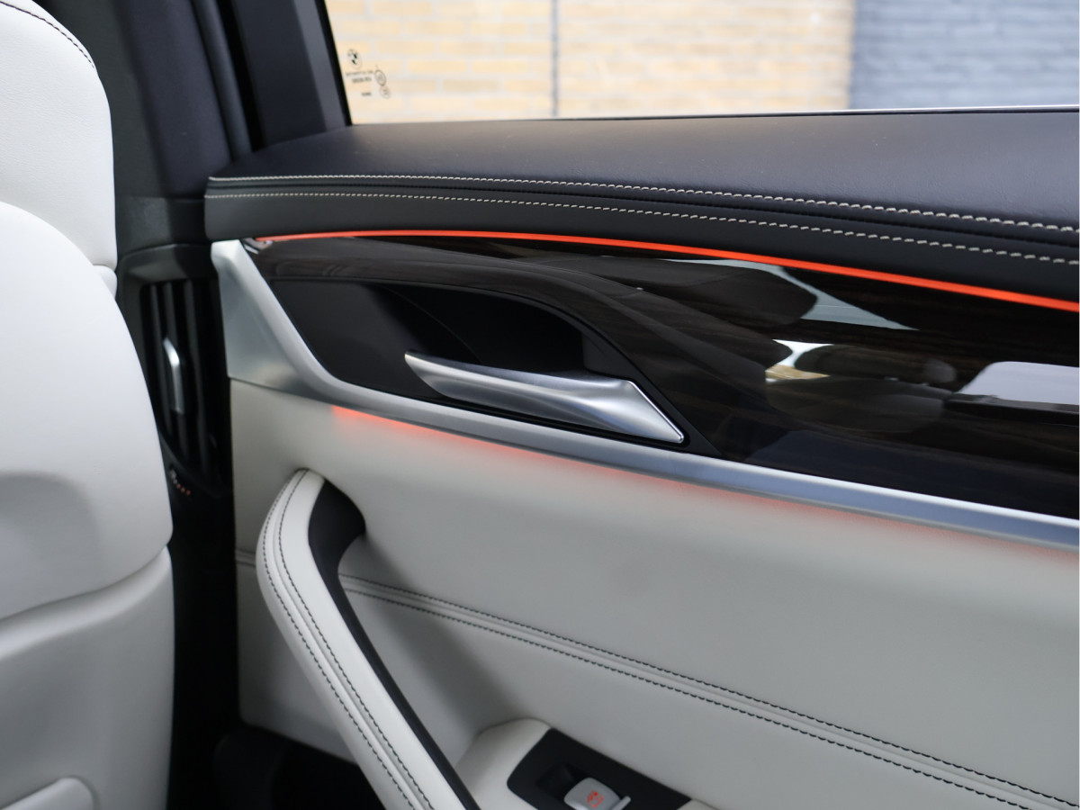 BMW 5 Serie 530e xDrive Luxury Line