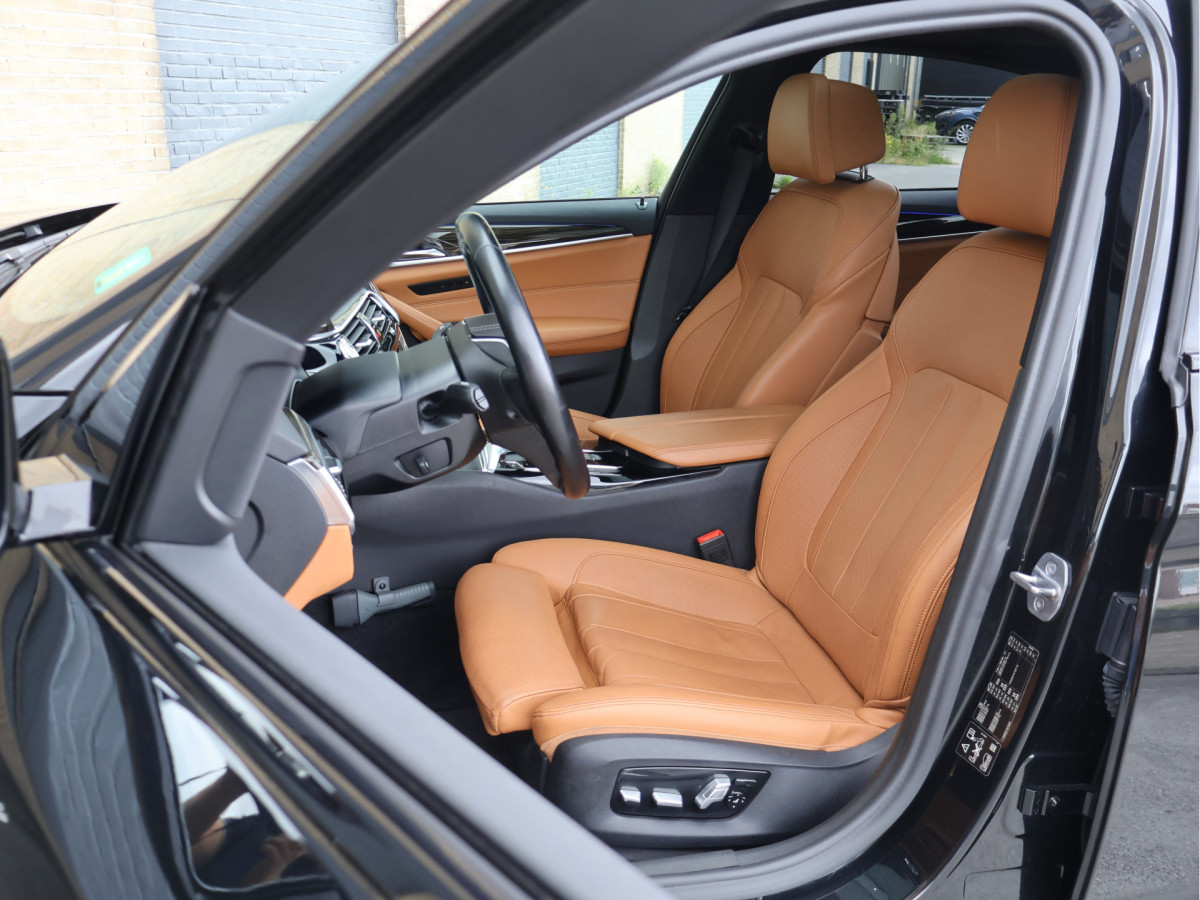 BMW 5 Serie 530i xDrive Sport Line
