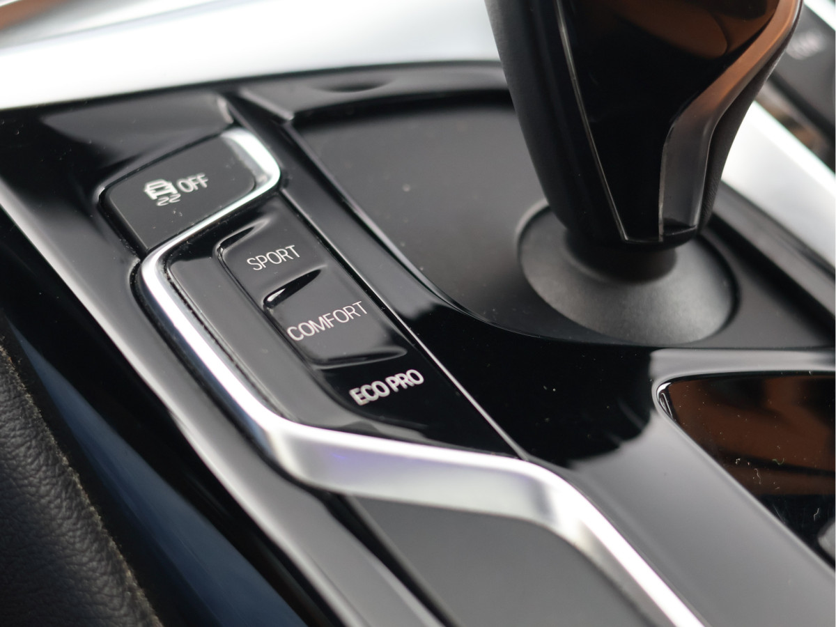 BMW 5 Serie 530i xDrive Sport Line