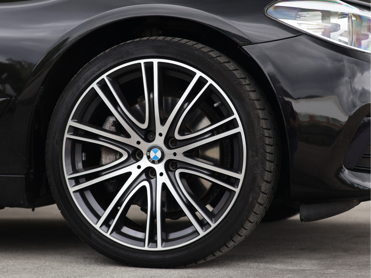 BMW 5 Serie 530i xDrive Sport Line