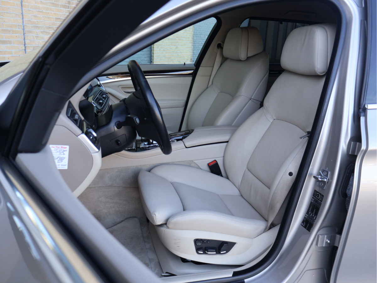 BMW 5 Serie Touring 530d High Executive Automaat