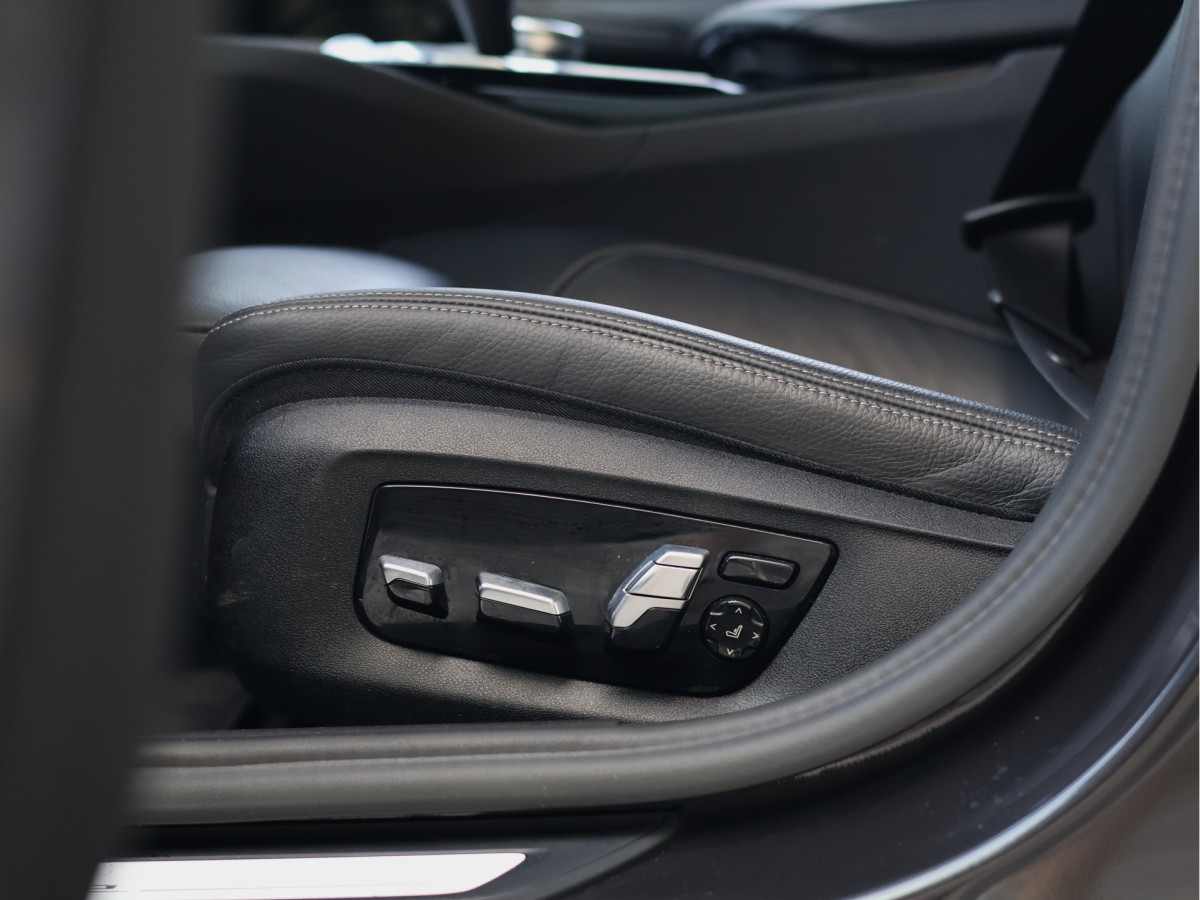 BMW 5 Serie Touring 530e xDrive Luxury Line