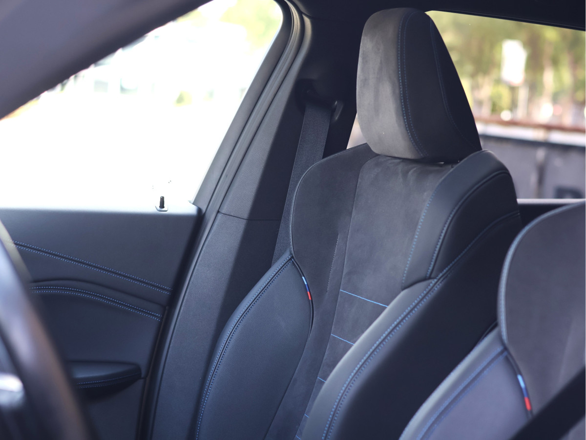 BMW iX1 xDrive30 Launch Edition M Sport