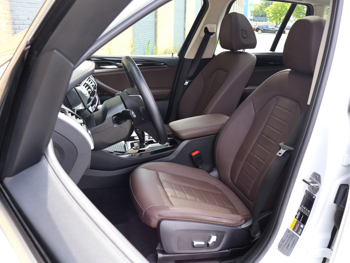 BMW iX3 Executive 80 kWh