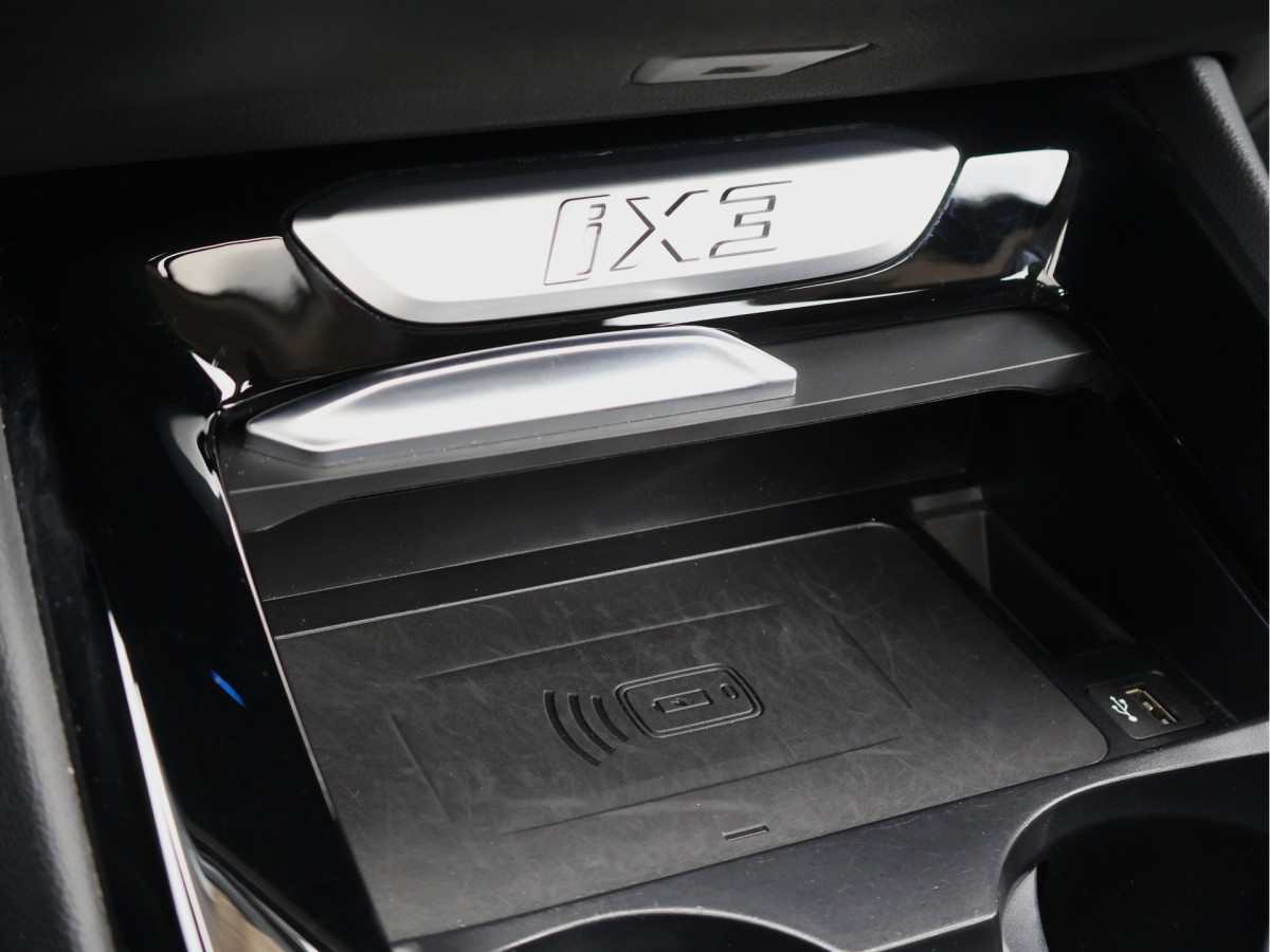 BMW iX3 Executive 80 kWh