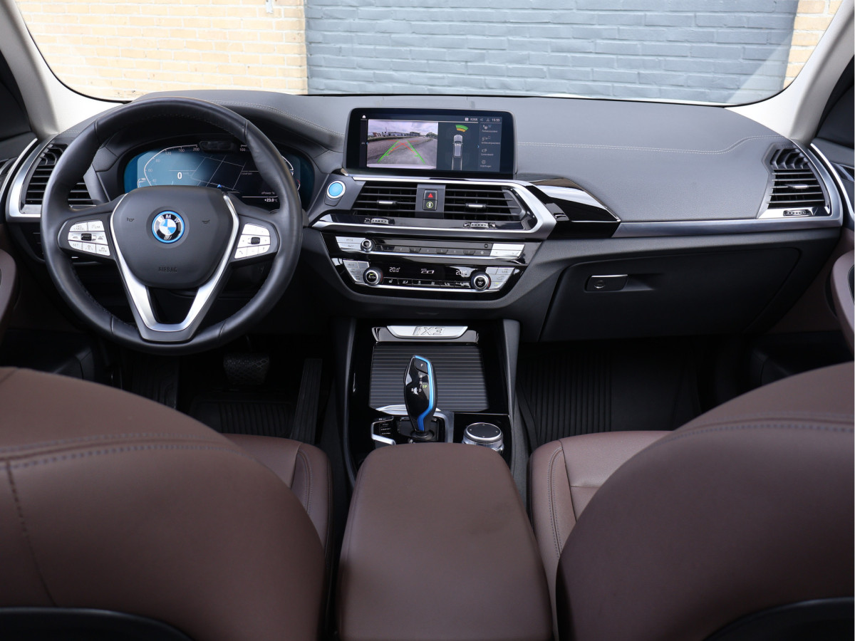 BMW iX3 Executive 80 kWh