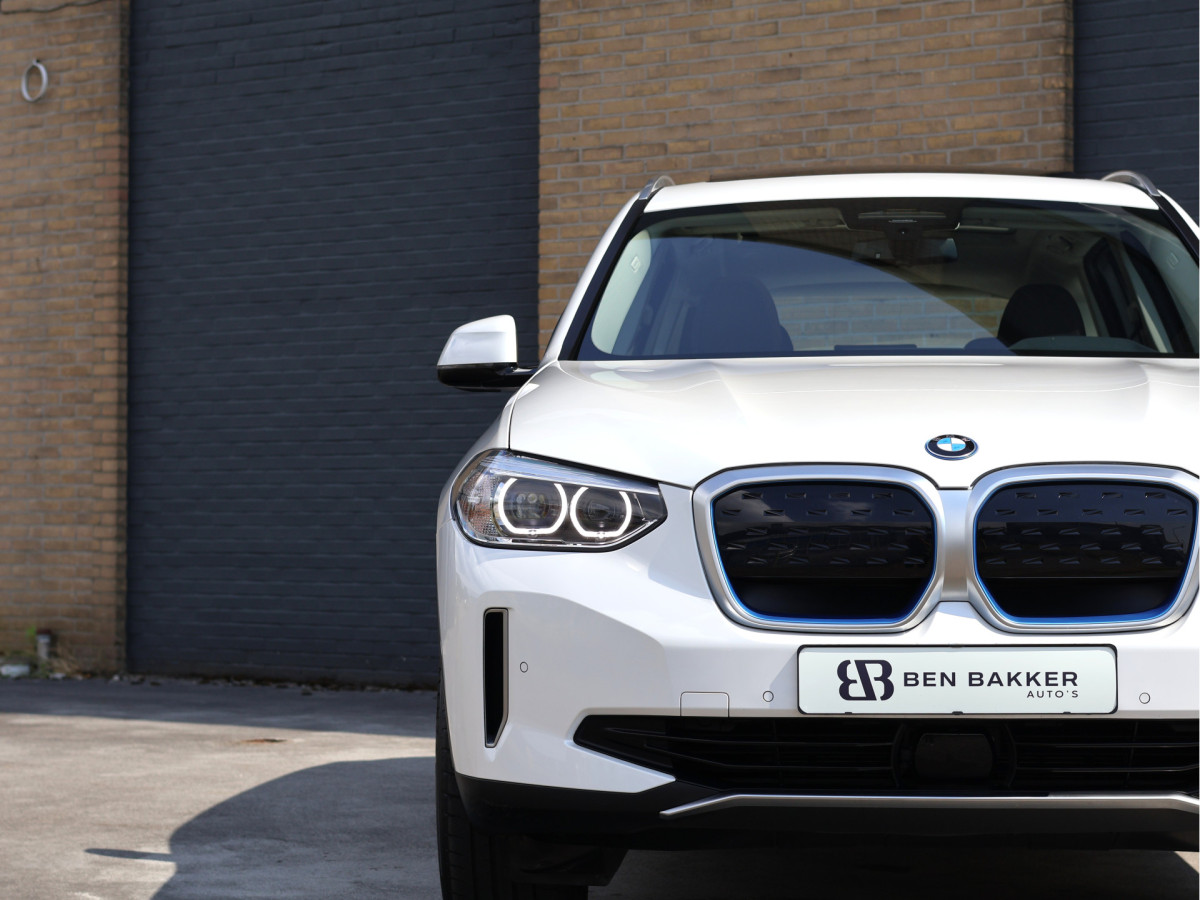 BMW iX3 Executive 80 kWh