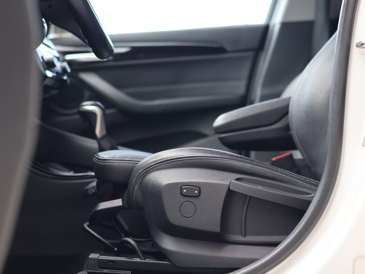 BMW X1 sDrive20i Centennial High Executive
