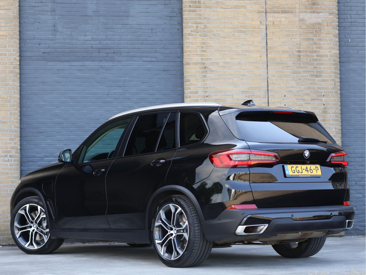 BMW X5 xDrive45e