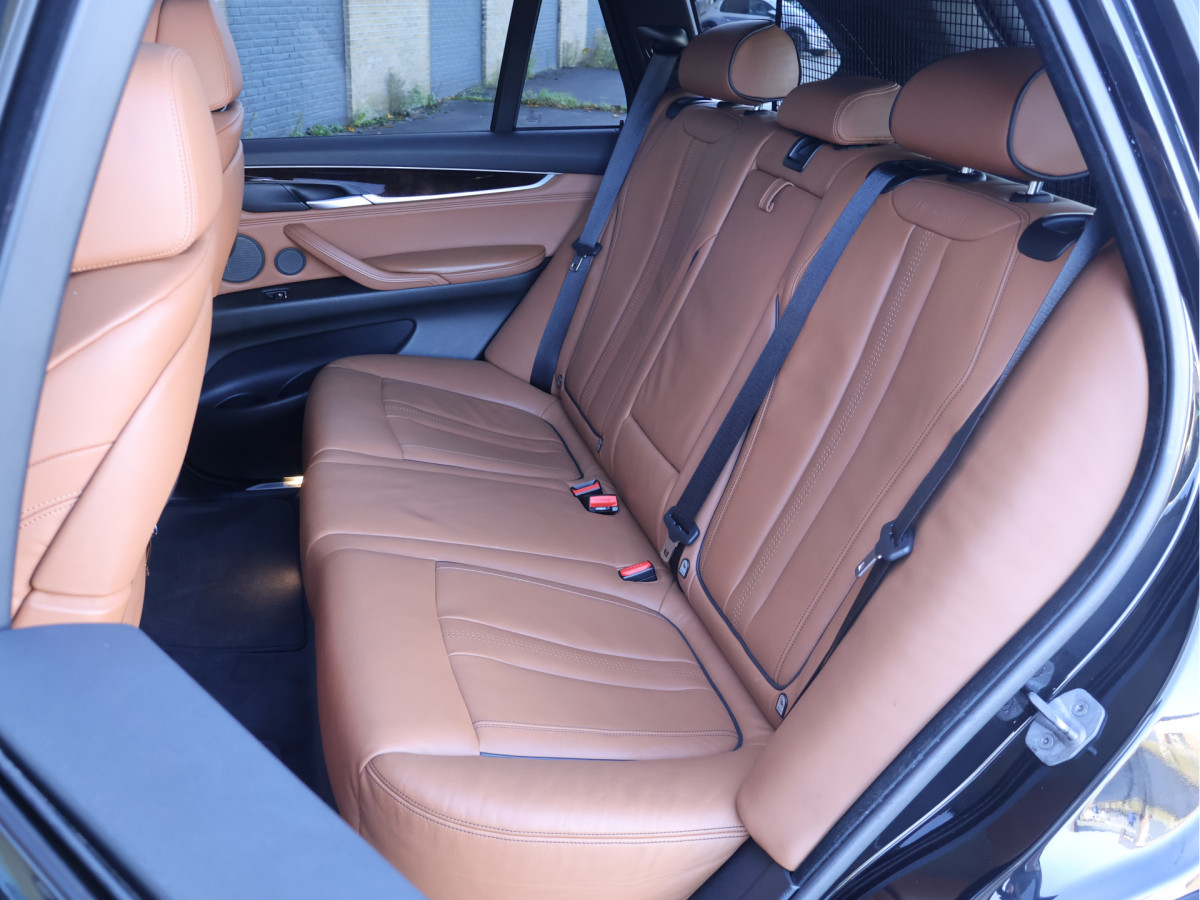 BMW X5 xDrive50i V8 High Executive M Sport