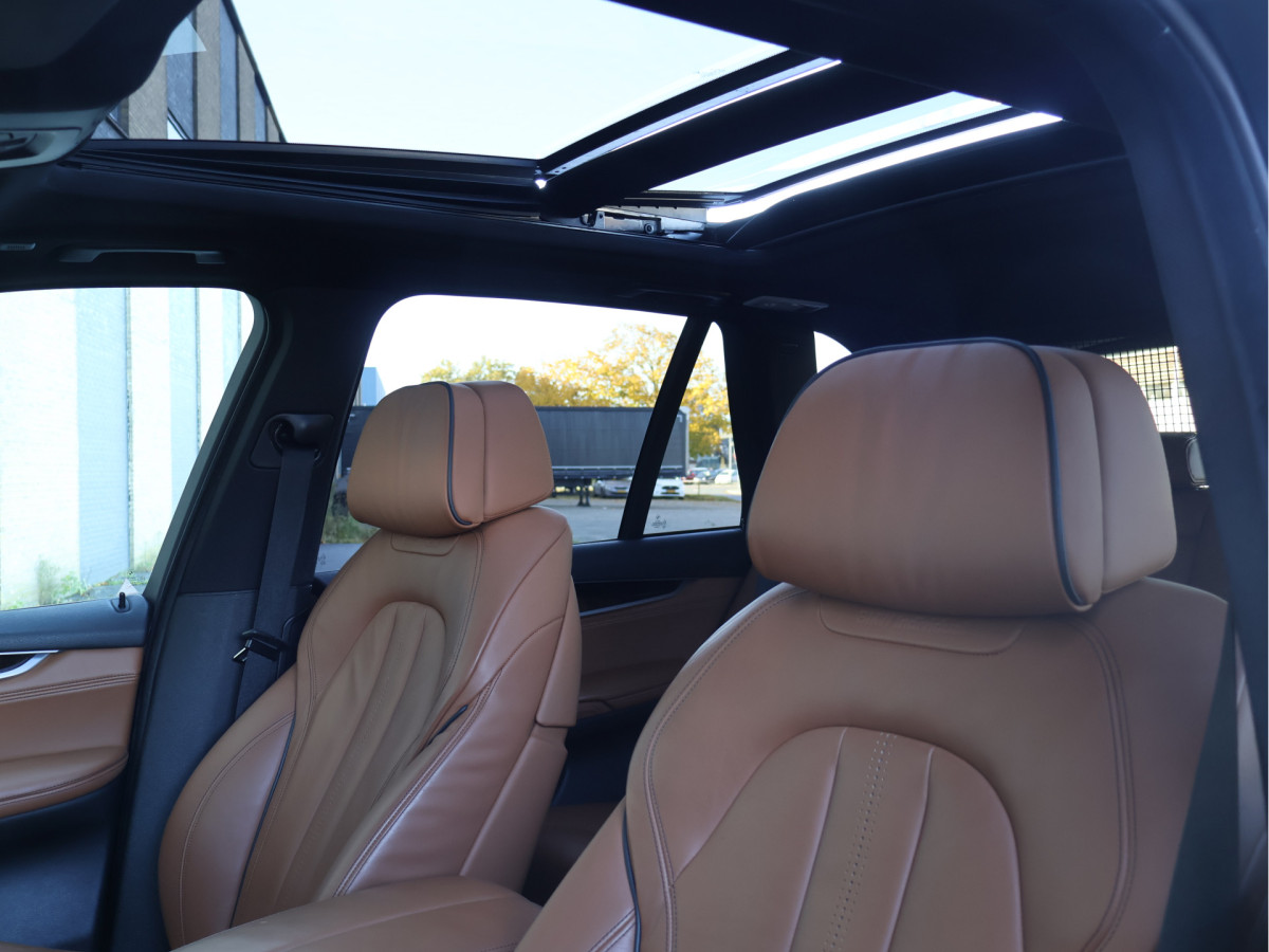 BMW X5 xDrive50i V8 High Executive M Sport