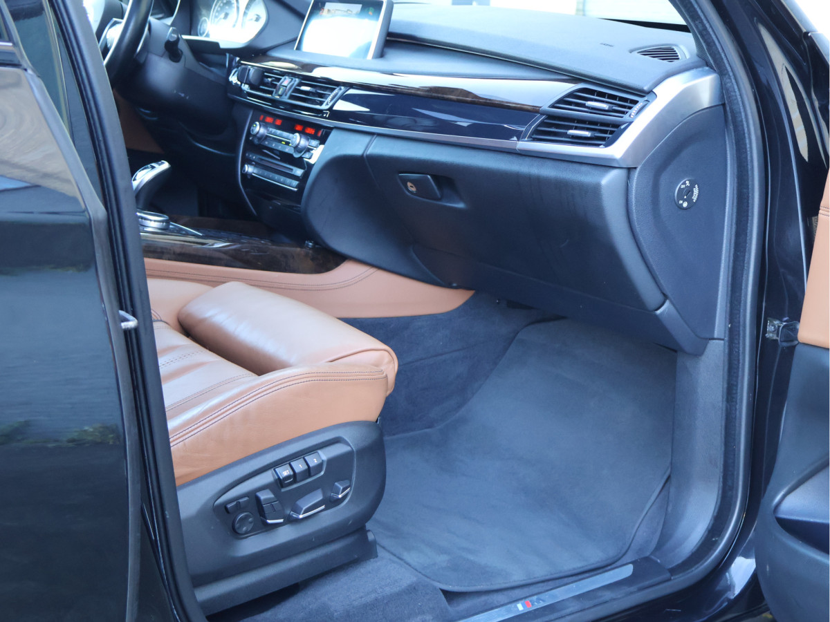 BMW X5 xDrive50i V8 High Executive M Sport