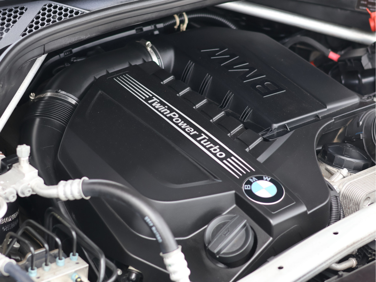 BMW X6 xDrive35i 306PK M Sport