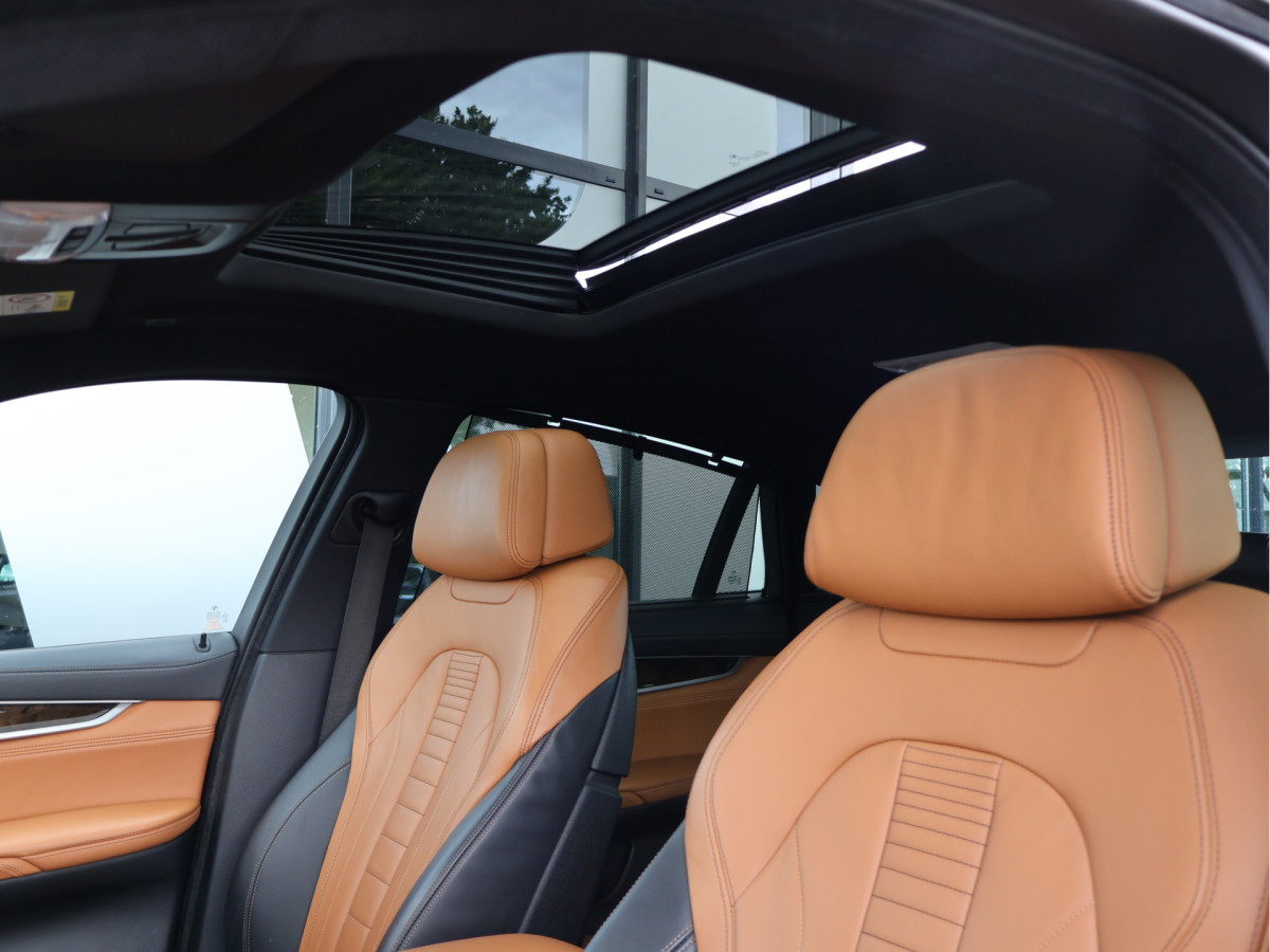BMW X6 xDrive35i 306PK M Sport