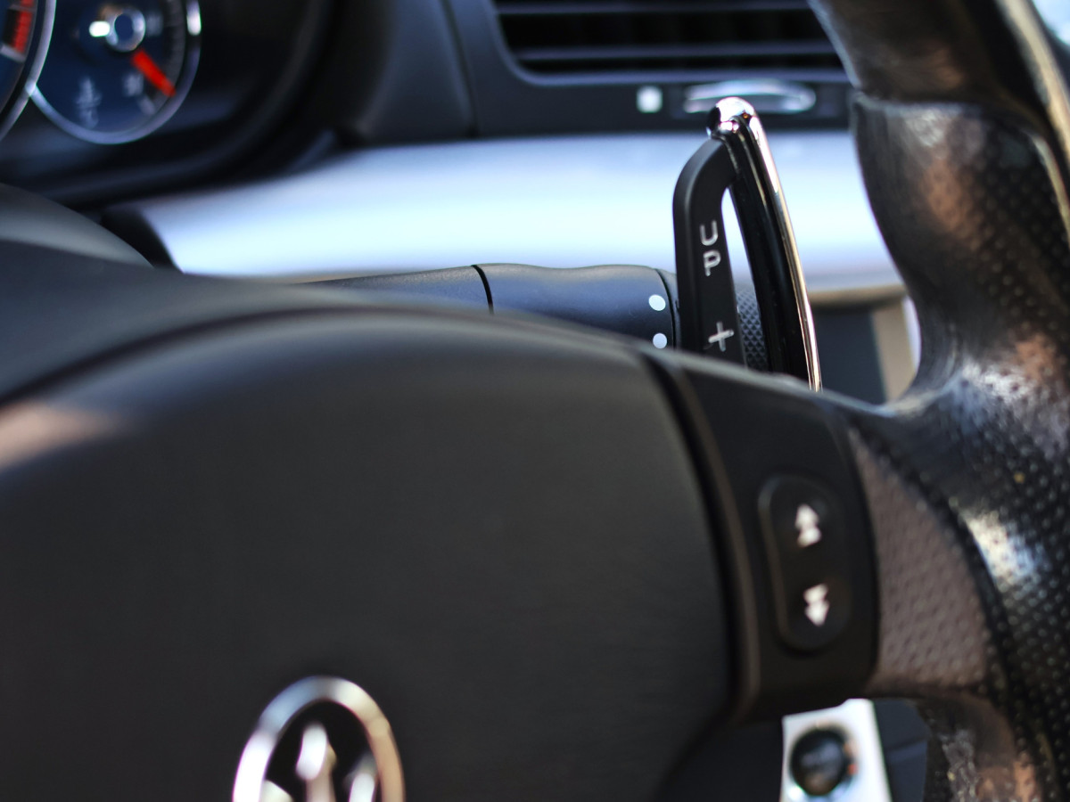 Maserati GranTurismo 4.7 S V8 439 PK