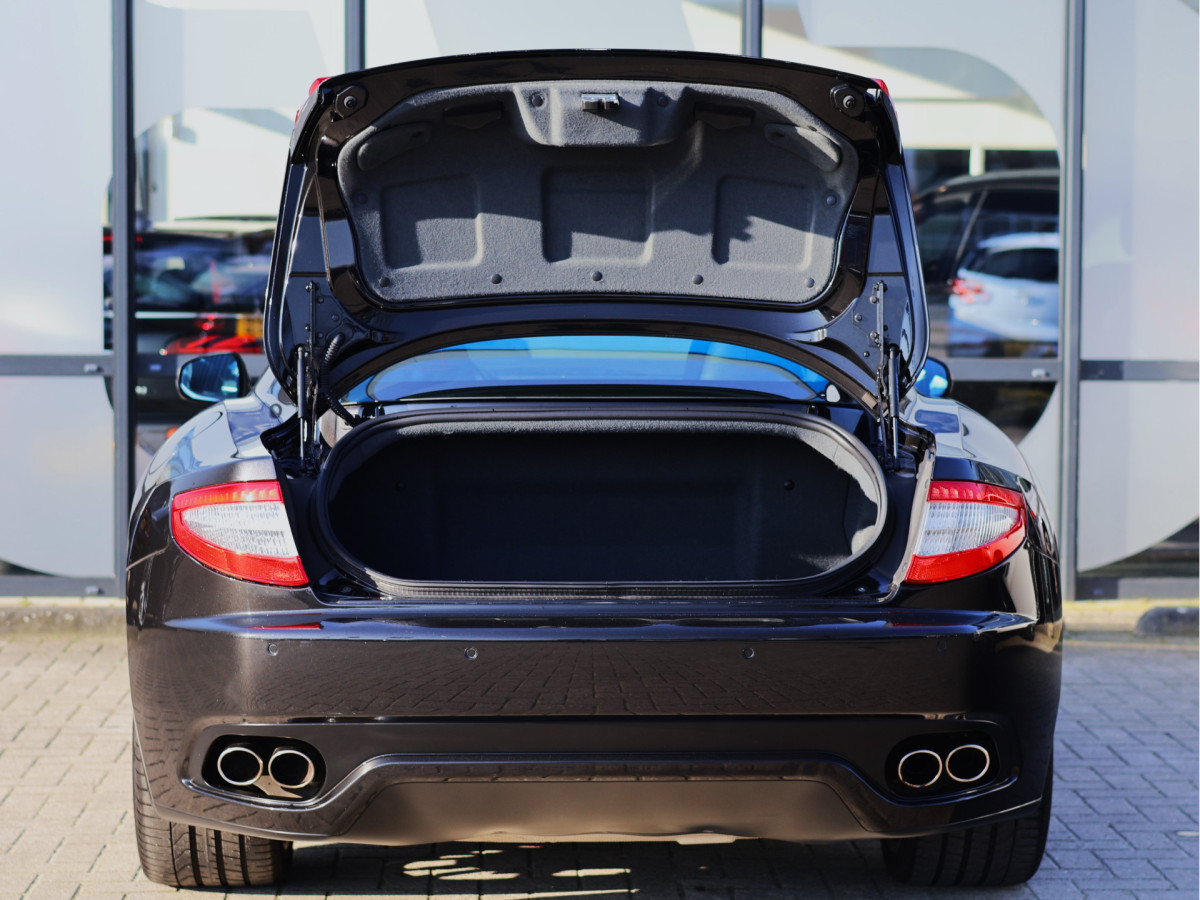 Maserati GranTurismo 4.7 S V8 439 PK
