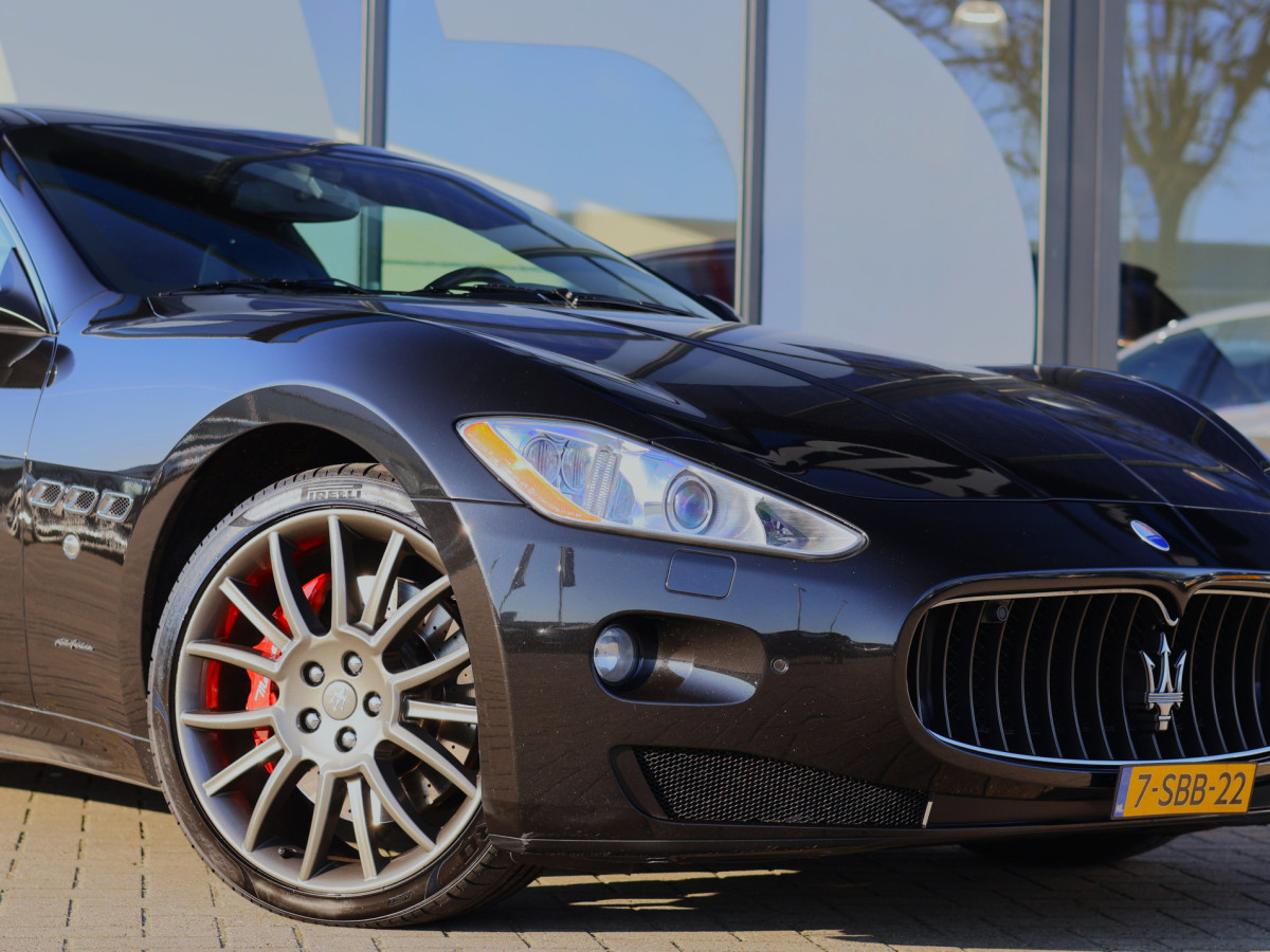 Maserati GranTurismo 4.7 S V8 439 PK