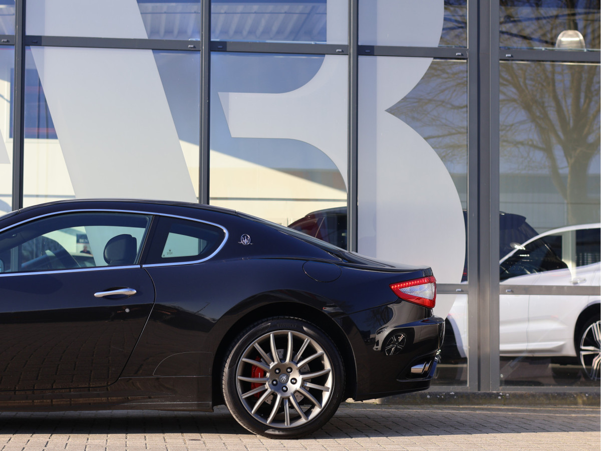Maserati GranTurismo 4.7 S V8 439 PK