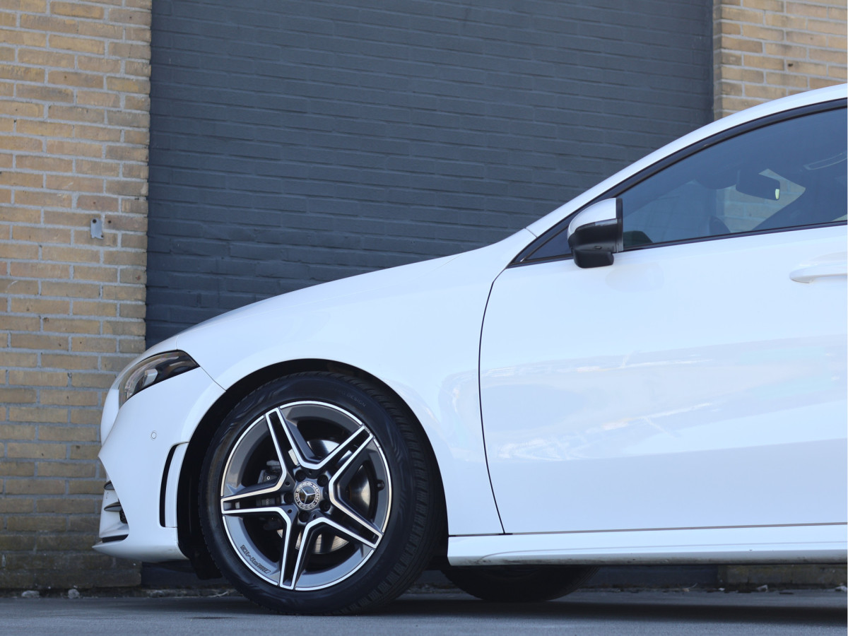 Mercedes-Benz A-Klasse 180 AMG Line Automaat