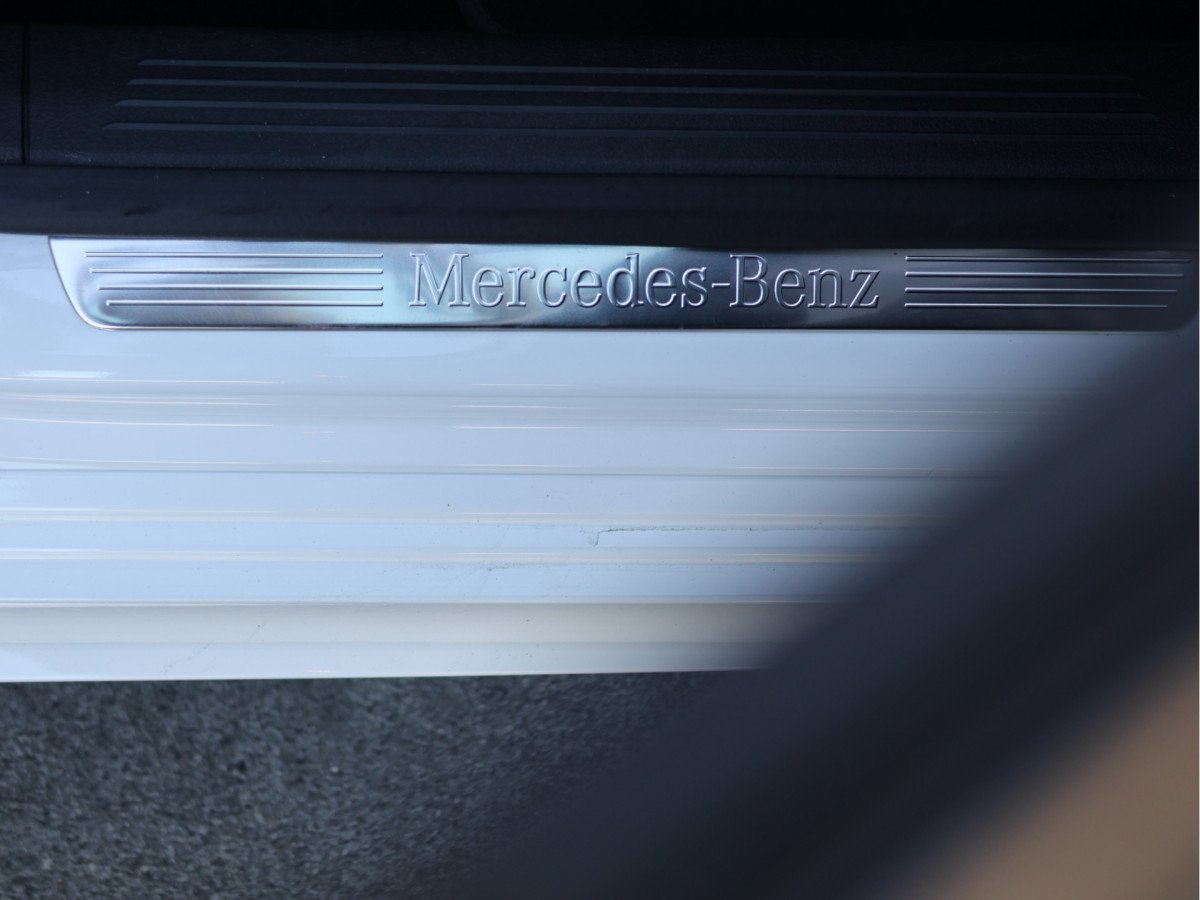 Mercedes-Benz A-Klasse 180 AMG Line Automaat