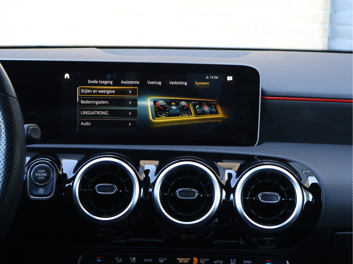 Mercedes-Benz A-Klasse 180 AMG Line Automaat
