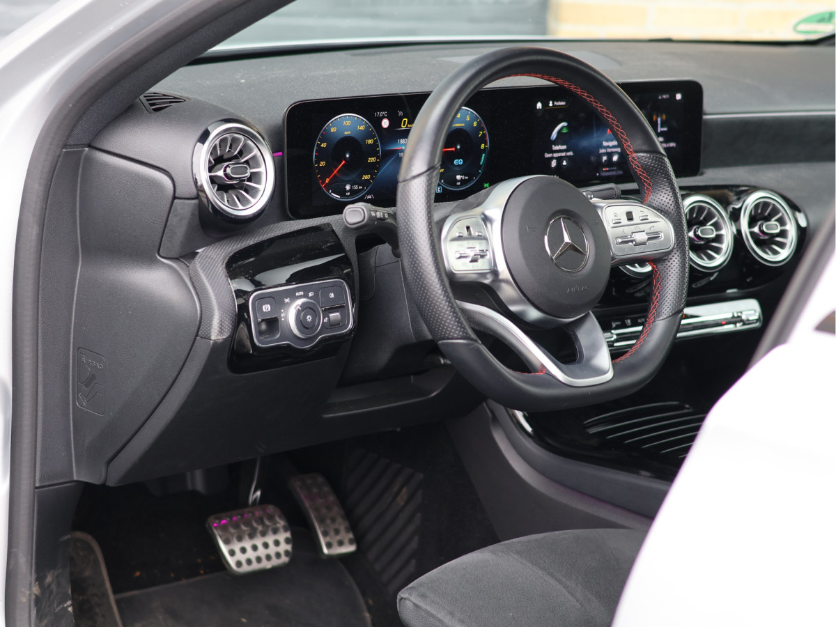Mercedes-Benz A-Klasse 250 e AMG Limited