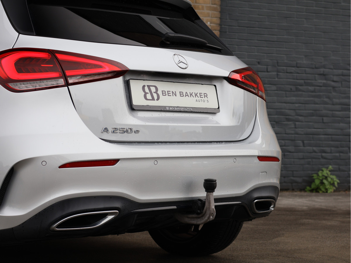 Mercedes-Benz A-Klasse 250 e AMG Limited