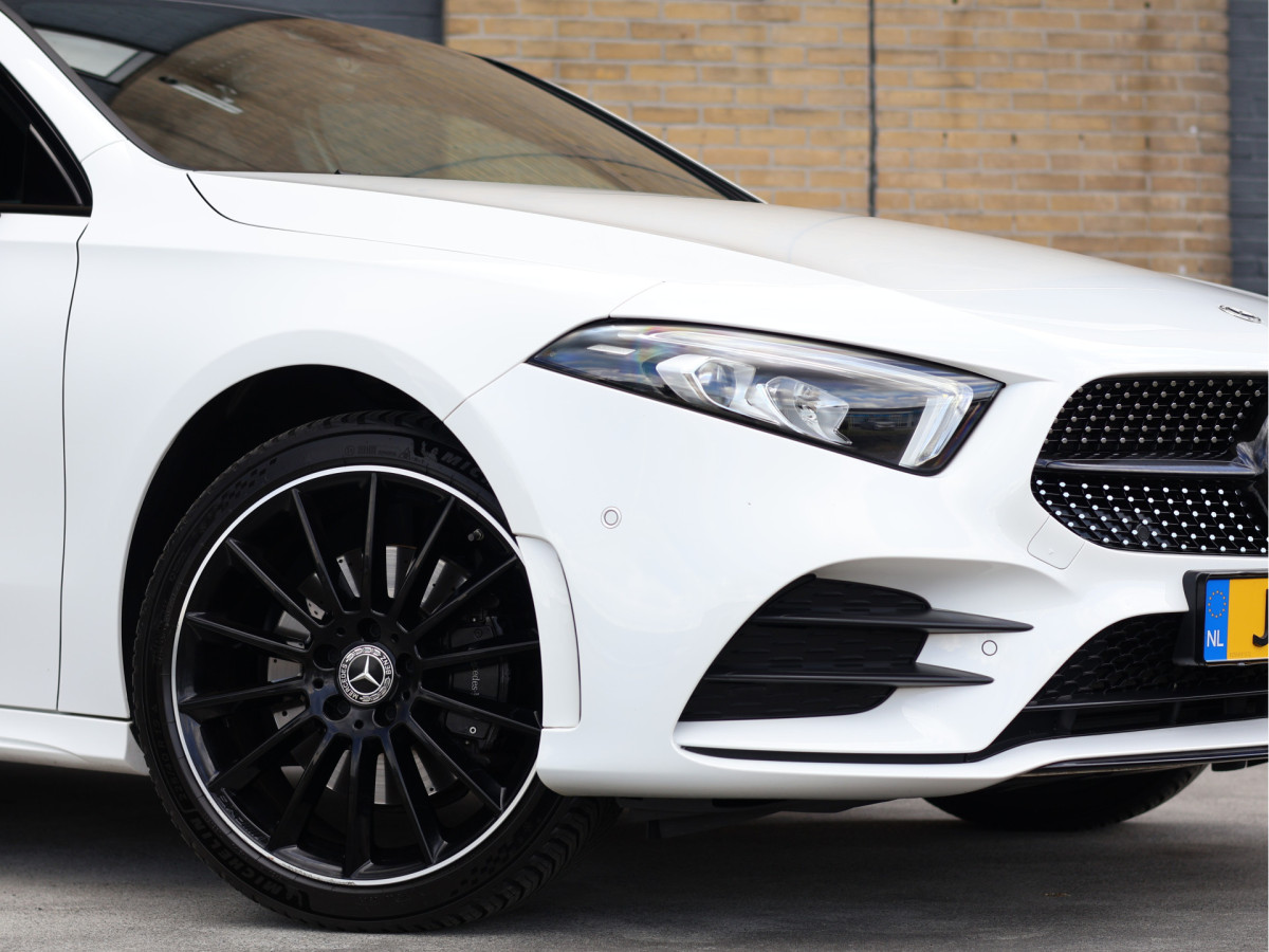 Mercedes-Benz A-Klasse 250 e AMG Line